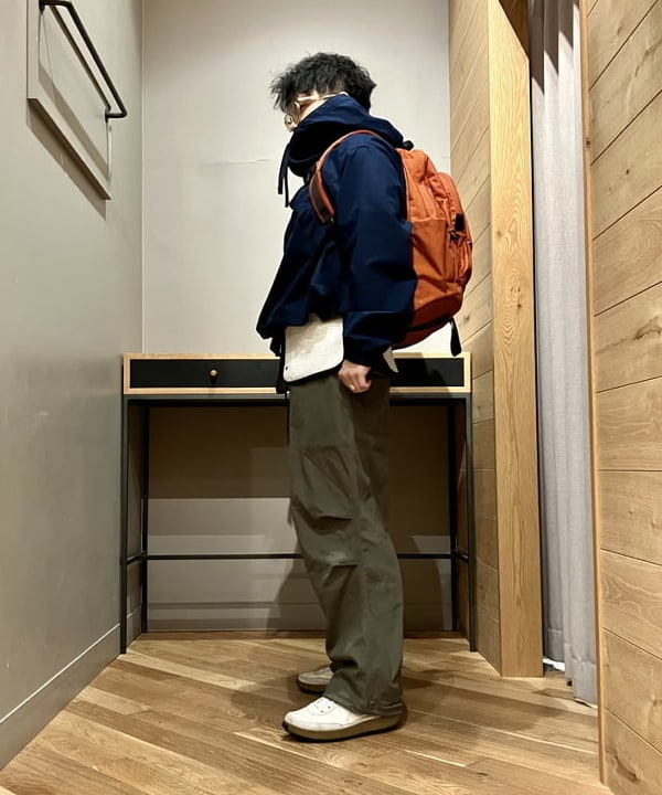 くりちゃんさんの「BEAMS WOMEN｜BEAMS PLUS / MIL Smock Indigo Rip Stop」を使ったコーディネート