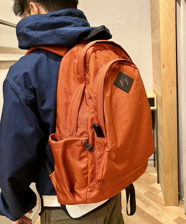 くりちゃんさんの「BEAMS WOMEN｜BEAMS PLUS / MIL Smock Indigo Rip Stop」を使ったコーディネート