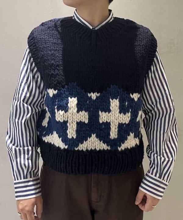 赤羽 花さんの「BEAMS WOMEN｜maturely / バルキー ベスト」を使ったコーディネート