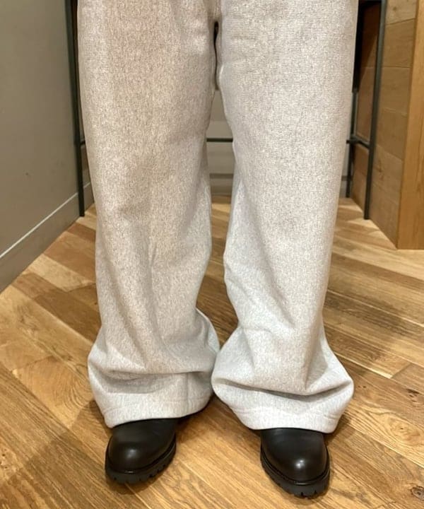 新里 京介さんの「BEAMS WOMEN｜アーガイル ポンポン ワッチ キャップ」を使ったコーディネート