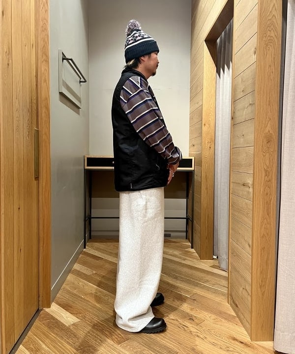新里 京介さんの「BEAMS WOMEN｜アーガイル ポンポン ワッチ キャップ」を使ったコーディネート