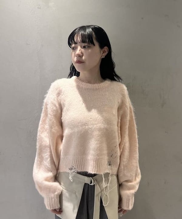 須賀さんの「BEAMS WOMEN｜ピンストライプ ストライプ 2タック パンツ」を使ったコーディネート