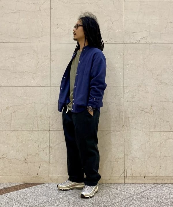 矢部 滋之さんの「BEAMS WOMEN｜【別注】Champion &times; MIN-NANO / スナップ ジャケット」を使ったコーディネート