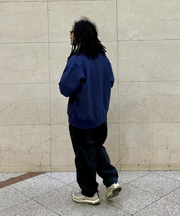 矢部 滋之さんの「BEAMS WOMEN｜【別注】Champion &times; MIN-NANO / スナップ ジャケット」を使ったコーディネート