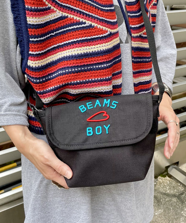 コウリキ　マミさんの「BEAMS WOMEN｜Gramicci × BEAMS BOY / 別注 ワイド デニム パンツ」を使ったコーディネート