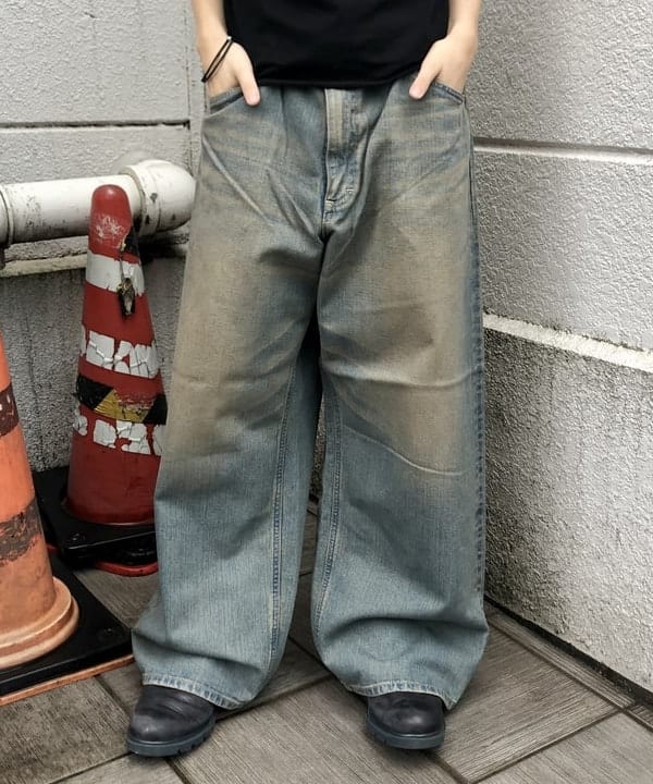 はるひむさんの「BEAMS WOMEN｜【別注】Lee / WIDE FADE BAGGY JEANS」を使ったコーディネート