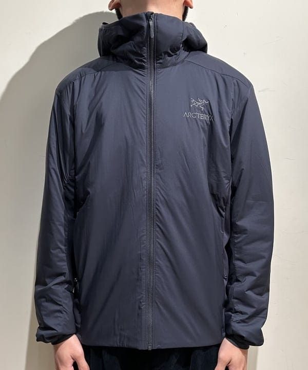 及川 晃さんの「BEAMS WOMEN｜【別注】cableami / フリース ワッチキャップ」を使ったコーディネート