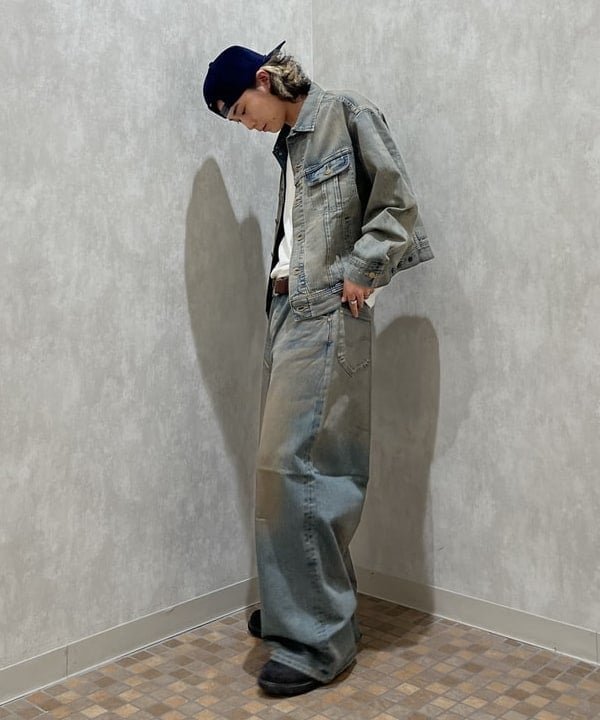 菊田 悠さんの「BEAMS WOMEN｜【別注】Lee / WIDE FADE BAGGY JEANS」を使ったコーディネート
