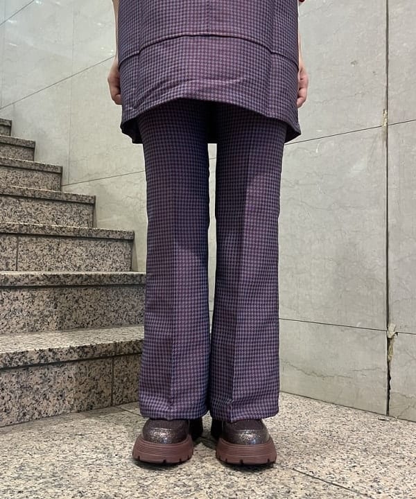 あさひさんの「BEAMS WOMEN｜ジャカード チェック フレア パンツ」を使ったコーディネート