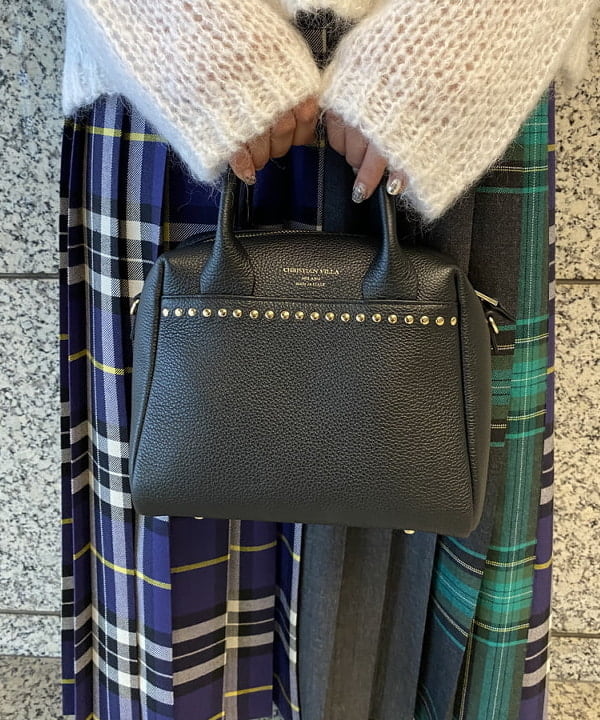福田 まみさんの「BEAMS WOMEN｜O’NEIL OF DUBLIN / 別注 ウール クレイジー マキシスカート」を使ったコーディネート