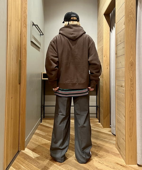 新里 京介さんの「BEAMS WOMEN｜NEW. / CHUMLEY'S」を使ったコーディネート