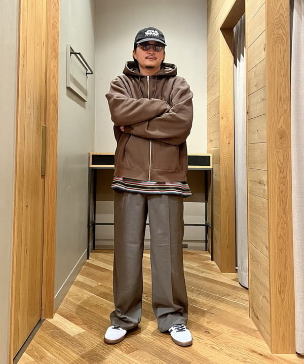 新里 京介さんの「BEAMS WOMEN｜NEW. / CHUMLEY'S」を使ったコーディネート