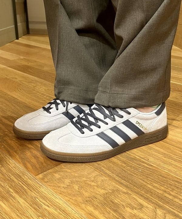 新里 京介さんの「BEAMS WOMEN｜NEW. / CHUMLEY'S」を使ったコーディネート