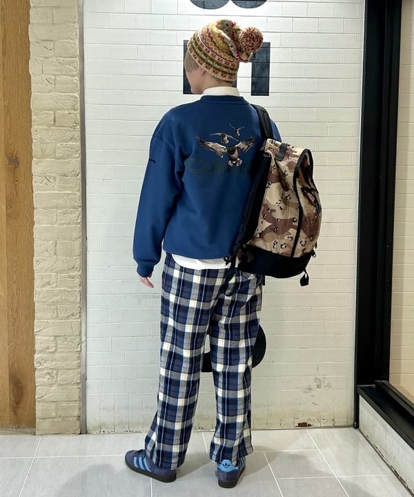 スミレさんの「BEAMS WOMEN｜【別注】Columbia / Graphic Sweat」を使ったコーディネート