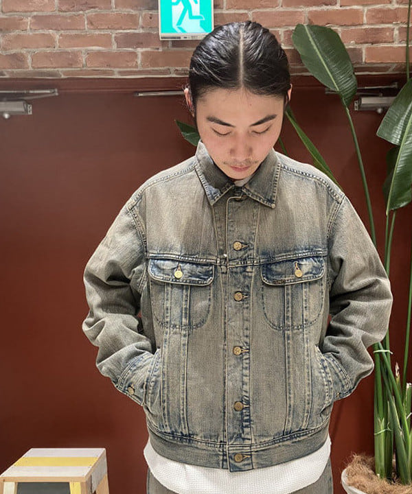 ハルさんの「BEAMS WOMEN｜【別注】Lee / WIDE FADE BAGGY JEANS」を使ったコーディネート