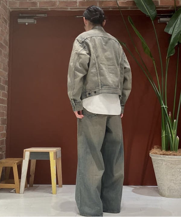 ハルさんの「BEAMS WOMEN｜【別注】Lee / WIDE FADE BAGGY JEANS」を使ったコーディネート