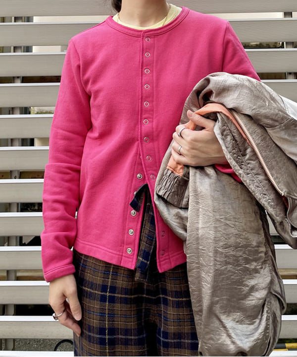 コウリキ　マミさんの「BEAMS WOMEN｜maturely / チェック アンド ベルベット リボン イージーパンツ」を使ったコーディネート