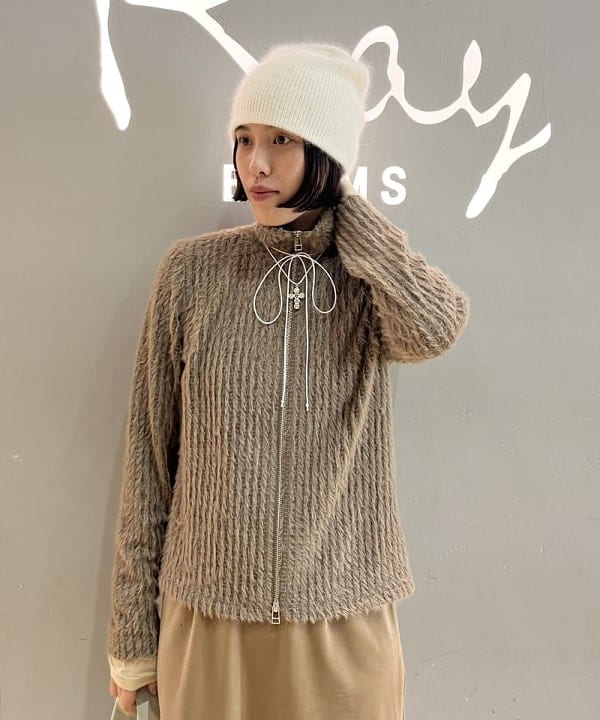 神坂 莉子さんの「BEAMS WOMEN｜アンゴラ混 ビーニー」を使ったコーディネート