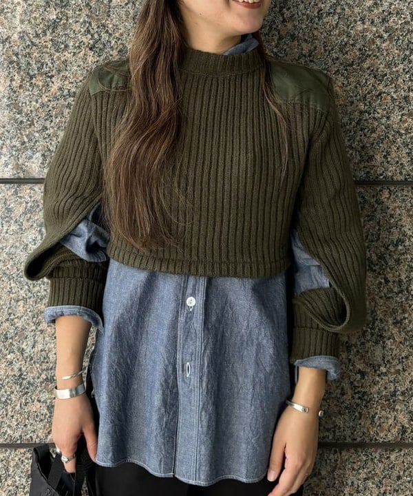 サイトウ　トモミさんの「BEAMS WOMEN｜BUZZ RICKSON'S / 別注 シャンブレー ロングスリーブ シャツ」を使ったコーディネート