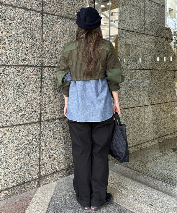 サイトウ　トモミさんの「BEAMS WOMEN｜BUZZ RICKSON'S / 別注 シャンブレー ロングスリーブ シャツ」を使ったコーディネート