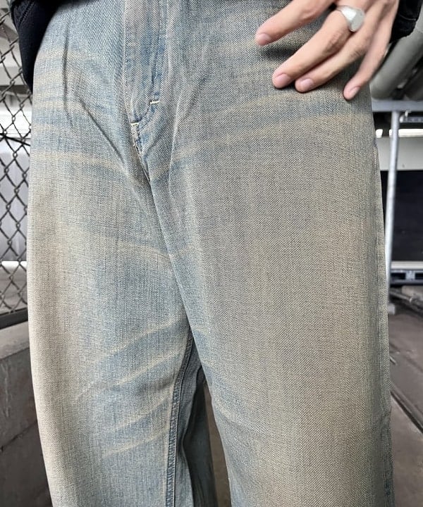 槙山 賢斗さんの「BEAMS WOMEN｜【別注】Lee / WIDE FADE BAGGY JEANS」を使ったコーディネート