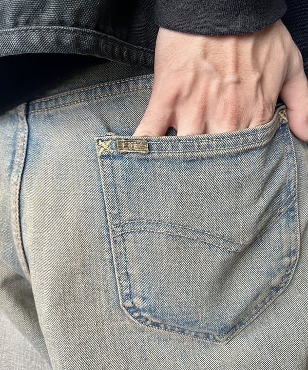 槙山 賢斗さんの「BEAMS WOMEN｜【別注】Lee / WIDE FADE BAGGY JEANS」を使ったコーディネート