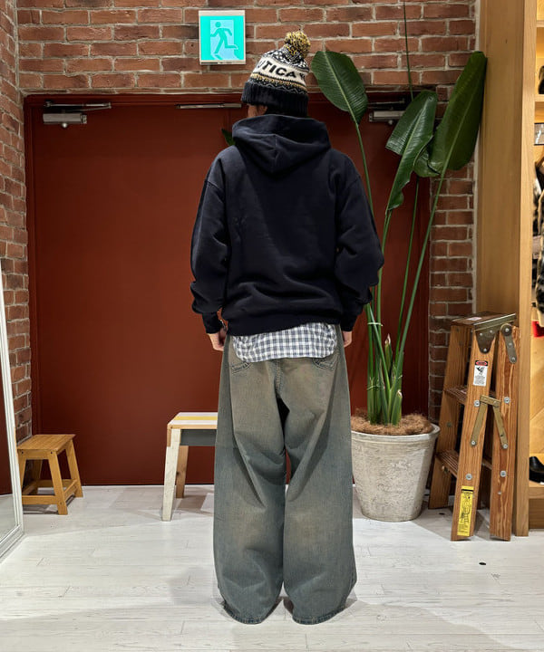 Rintaroさんの「BEAMS WOMEN｜【別注】Lee / WIDE FADE BAGGY JEANS」を使ったコーディネート