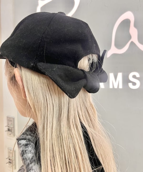 イトウミサキさんの「BEAMS WOMEN｜Casselini &times; Ray BEAMS / 別注 リボン キャップ」を使ったコーディネート