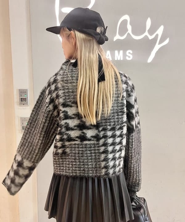 イトウミサキさんの「BEAMS WOMEN｜Casselini &times; Ray BEAMS / 別注 リボン キャップ」を使ったコーディネート