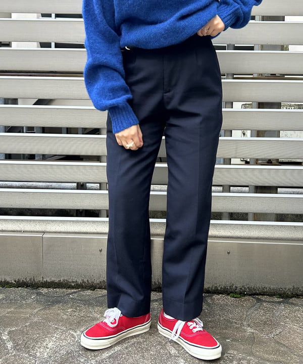 まつむさんの「BEAMS WOMEN｜BEAMS BOY / ポリエステル ウール シンチ バック スラックス」を使ったコーディネート