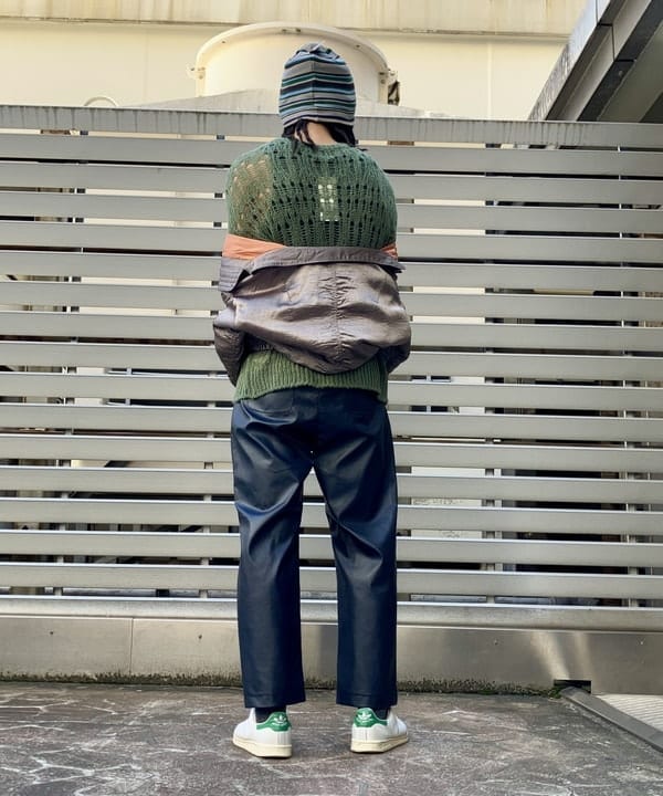 森 凌真さんの「BEAMS WOMEN｜3ゲージ クロシェ クルーネック ニット」を使ったコーディネート