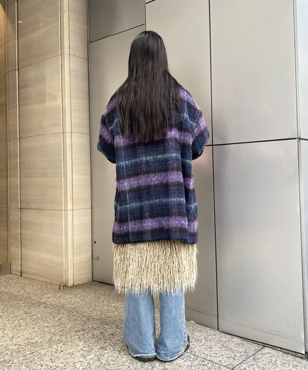 マツド ユメカさんの「BEAMS WOMEN｜カウヘアー ミニ バッグ」を使ったコーディネート