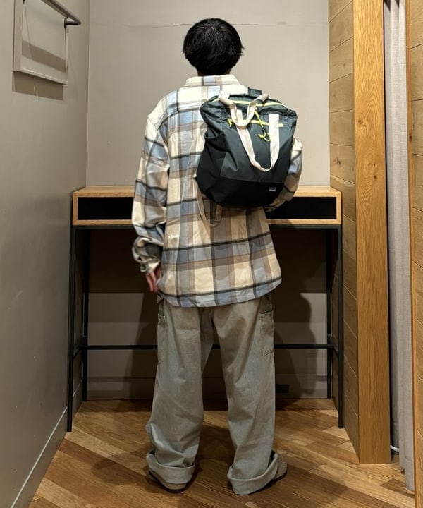 三宅 康平さんの「BEAMS WOMEN｜【別注】BIRKENSTOCK / LONDON BONE PATTERN」を使ったコーディネート