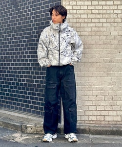 BEAMS（ビームス）撥水 総柄プリント ジップアップ フーディ