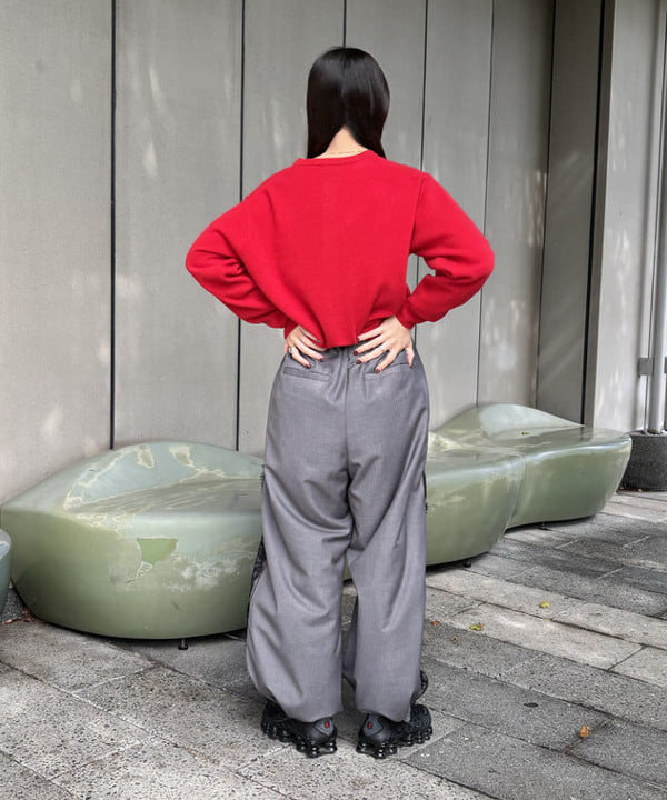 ちりこさんの「BEAMS WOMEN｜サイド レース ラインパンツ」を使ったコーディネート