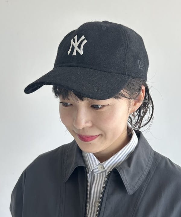 ナガオカ サキさんの「BEAMS WOMEN｜NEW ERA / 別注 MLB メルトン 930 キャップ」を使ったコーディネート