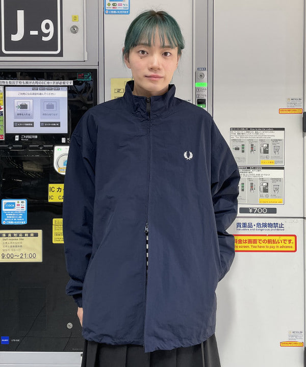 マツミヤさんの「BEAMS WOMEN｜【別注】 FRED PERRY / Shell Jacket」を使ったコーディネート