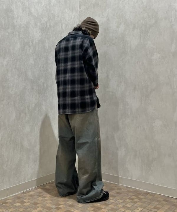 菊田 悠さんの「BEAMS WOMEN｜【別注】Lee / WIDE FADE BAGGY JEANS」を使ったコーディネート