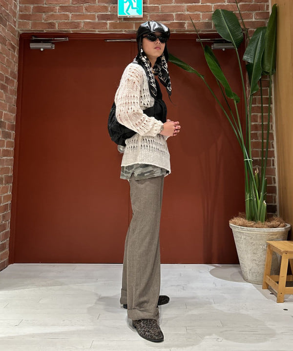 shimaさんの「BEAMS WOMEN｜3ゲージ クロシェ クルーネック ニット」を使ったコーディネート