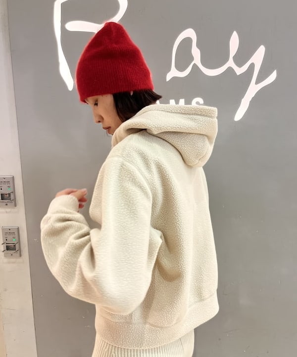 神坂 莉子さんの「BEAMS WOMEN｜DANTON / ポーラテック フーディー」を使ったコーディネート