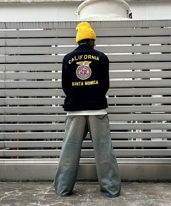 NADEL ナデールさんの「BEAMS WOMEN｜【別注】Lee / WIDE FADE BAGGY JEANS」を使ったコーディネート