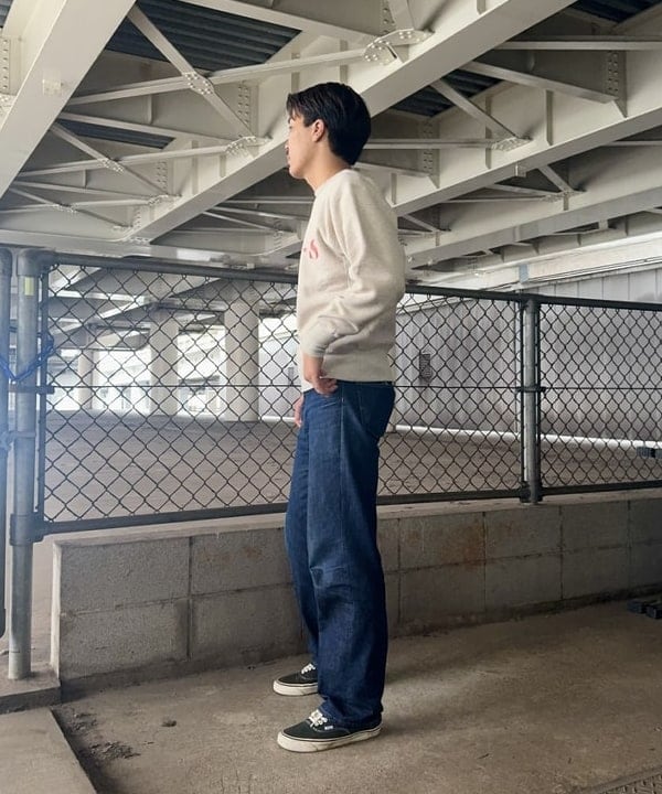 川崎 駿希さんの「BEAMS WOMEN｜Champion / ロゴ リバースウィーブ(R) クルーネック スウェットシャツ」を使ったコーディネート