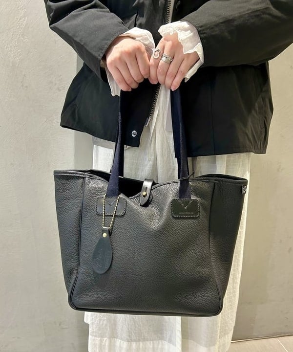 スミレさんの「BEAMS WOMEN｜Barbour / 別注 Thornbury Jacket 24AW」を使ったコーディネート