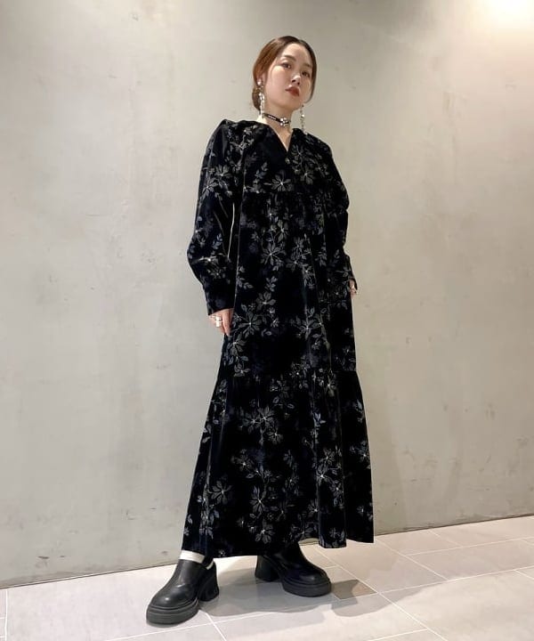 カタヤマ アヤさんの「BEAMS WOMEN｜」を使ったコーディネート