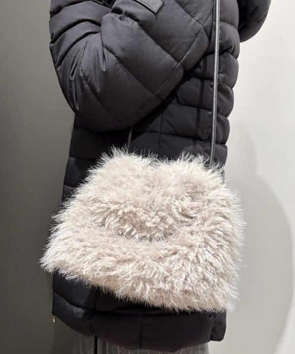 makita mikaさんの「BEAMS WOMEN｜TATRAS / 別注 MILENA セイル ダウンジャケット」を使ったコーディネート