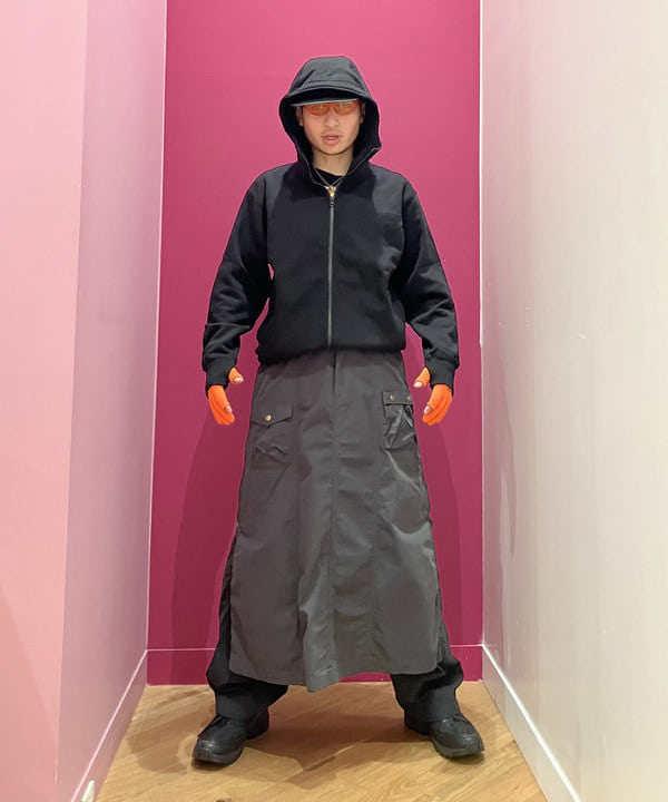 ディクソン 太陽さんの「BEAMS WOMEN｜【別注】INFIELDER DESIGN / ネオン グローブ」を使ったコーディネート