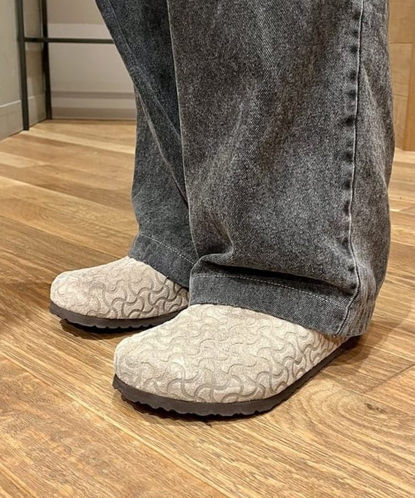 新里 京介さんの「BEAMS WOMEN｜リラックスフィット THERMOLITE(R) MA-1 （撥水）」を使ったコーディネート