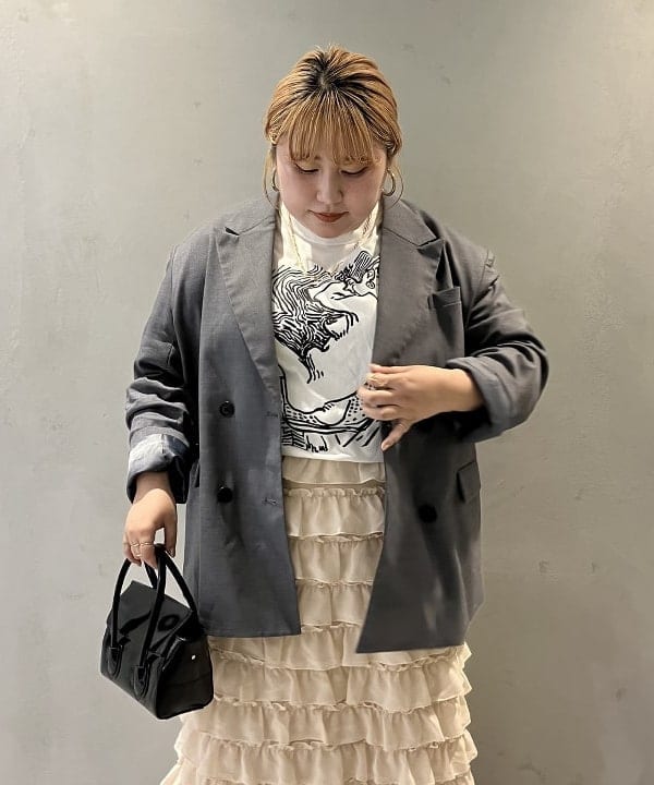 れいにーさんの「BEAMS WOMEN｜Ray BEAMS / ペーパー クリップ チェーン ネックレス」を使ったコーディネート