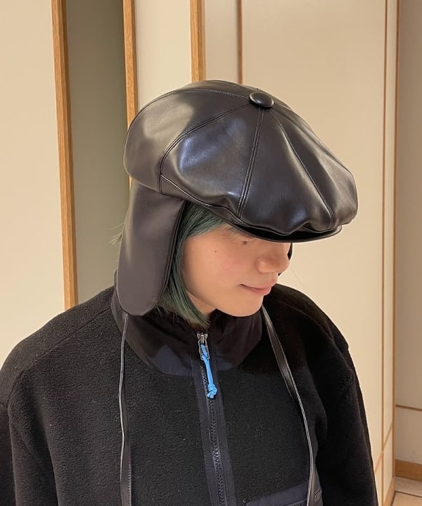 マツミヤさんの「BEAMS WOMEN｜イヤーフラップ キャスケット」を使ったコーディネート