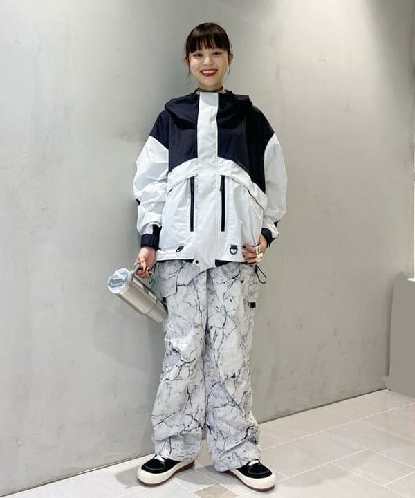 りかちょび/岸本梨佳さんの「BEAMS WOMEN｜撥水 ウェーディング ジャケット」を使ったコーディネート